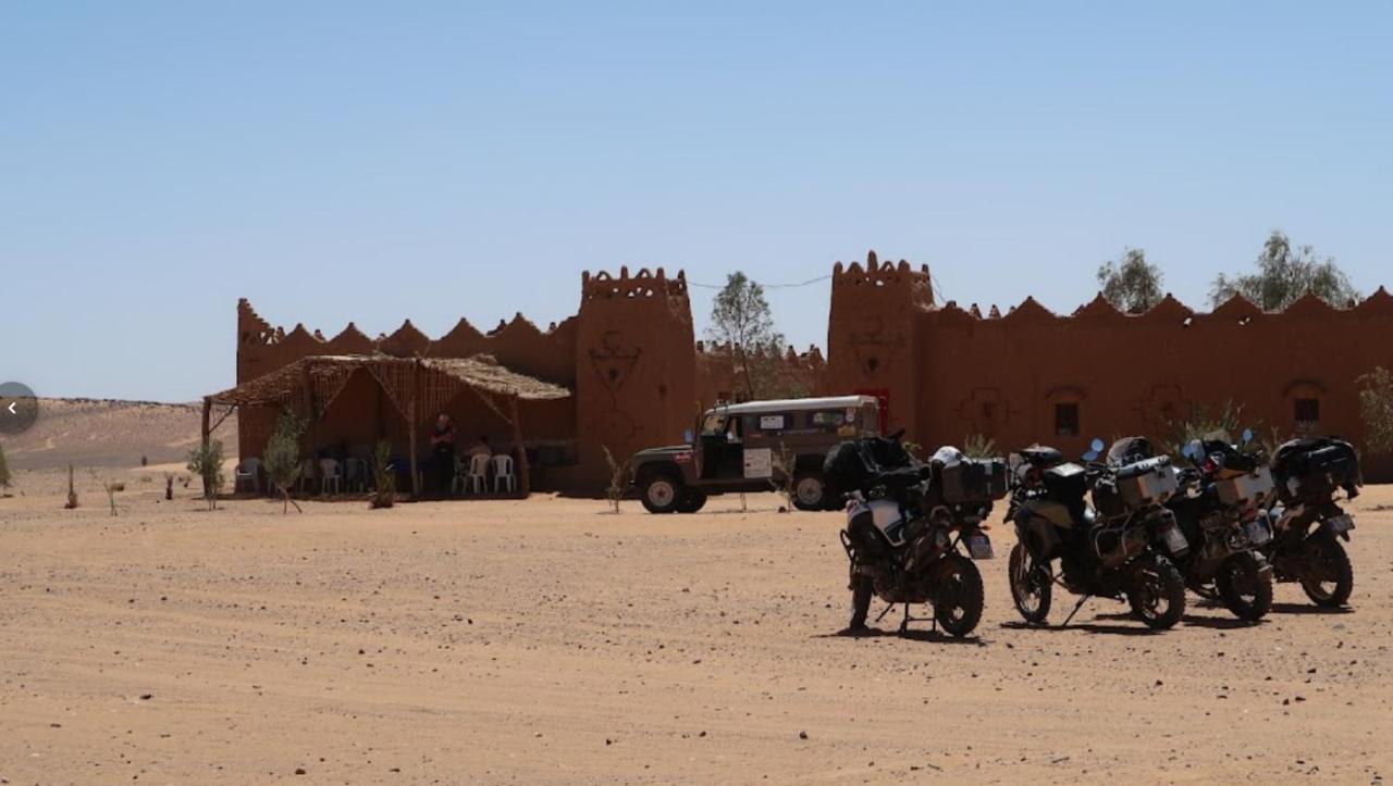 Hotel Auberge Dinosaur Kem Kem Tafraoute Sidi Ali Zewnętrze zdjęcie