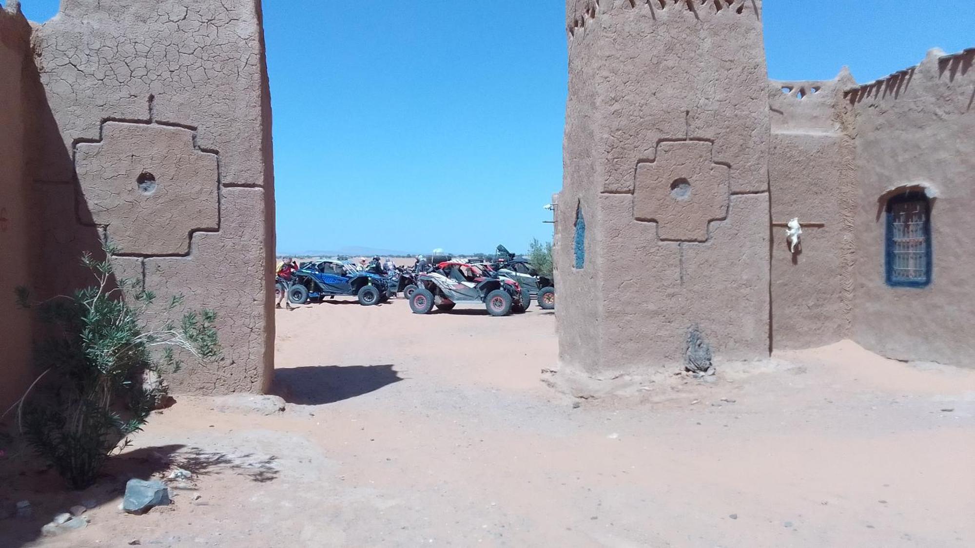 Hotel Auberge Dinosaur Kem Kem Tafraoute Sidi Ali Zewnętrze zdjęcie